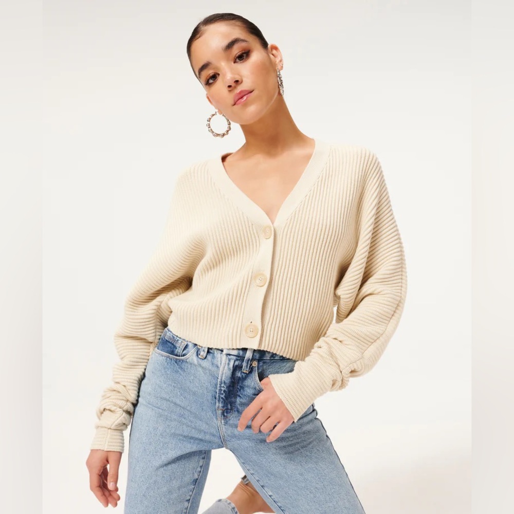 Good American Womens  Ribbed Cropped Cardigan, Tan